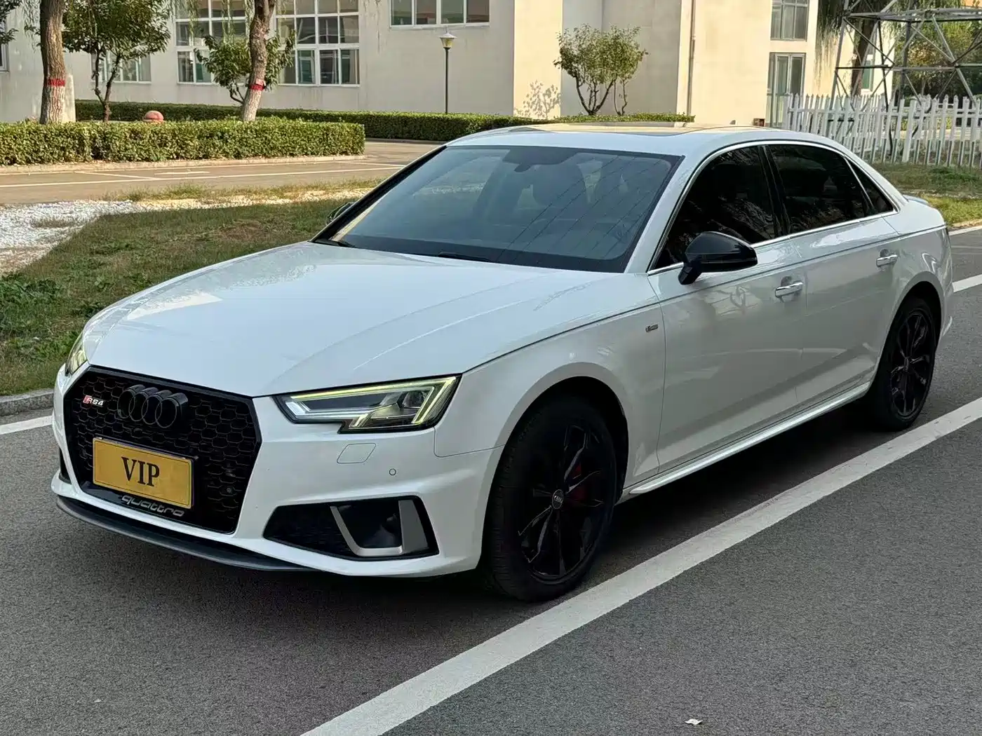 Audi A4L