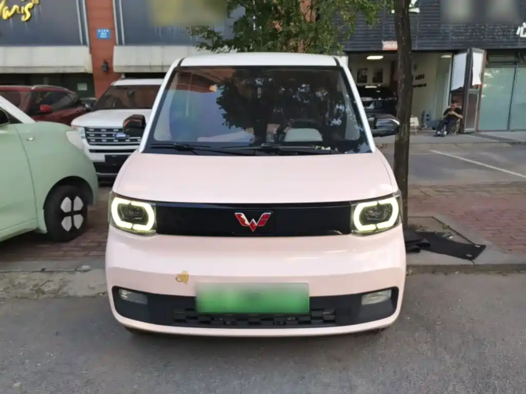 Wuling MINIEV — миниатюра 3
