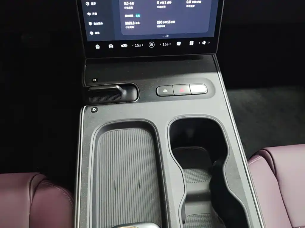 NIO ET5 — миниатюра 14