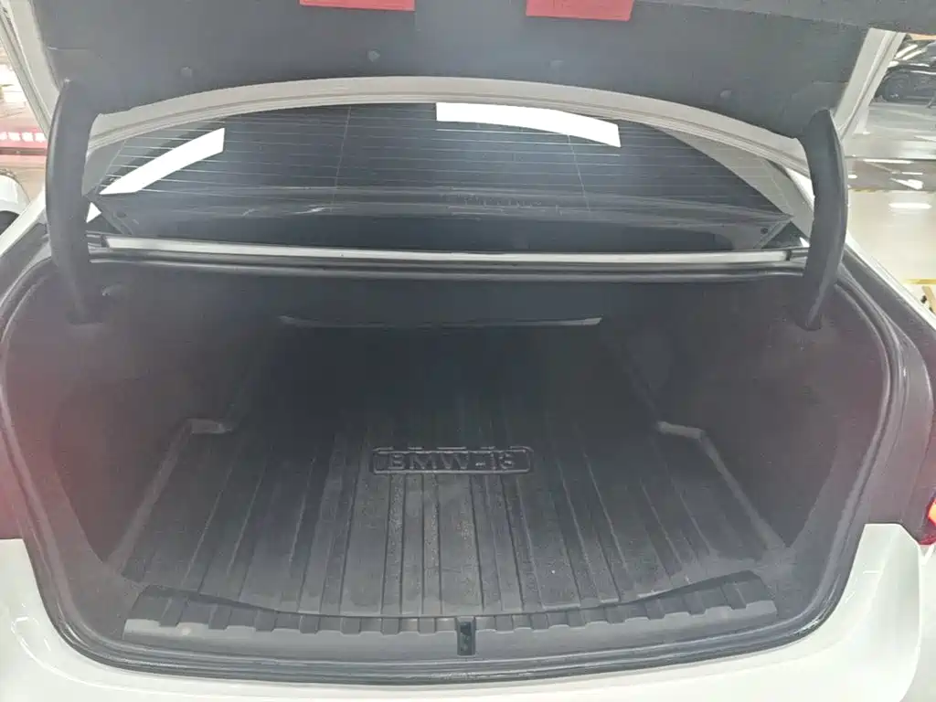 BMW i3 — миниатюра 19