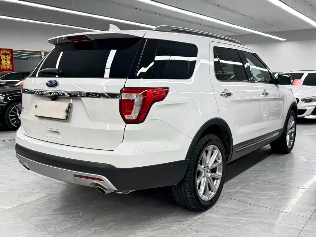 Ford Explorer (Import) — миниатюра 6