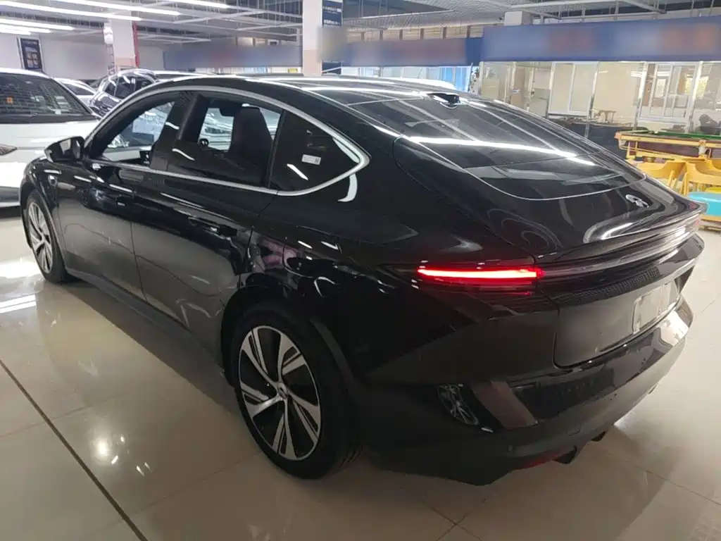NIO ET5 — миниатюра 5