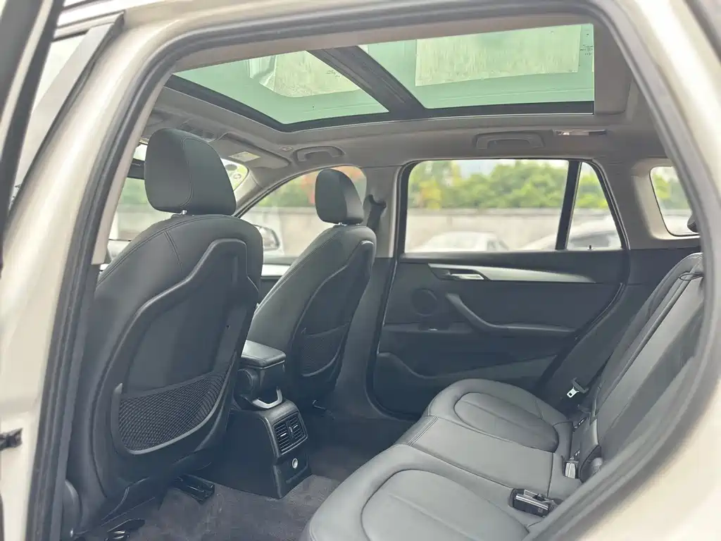 BMW X1 — миниатюра 19
