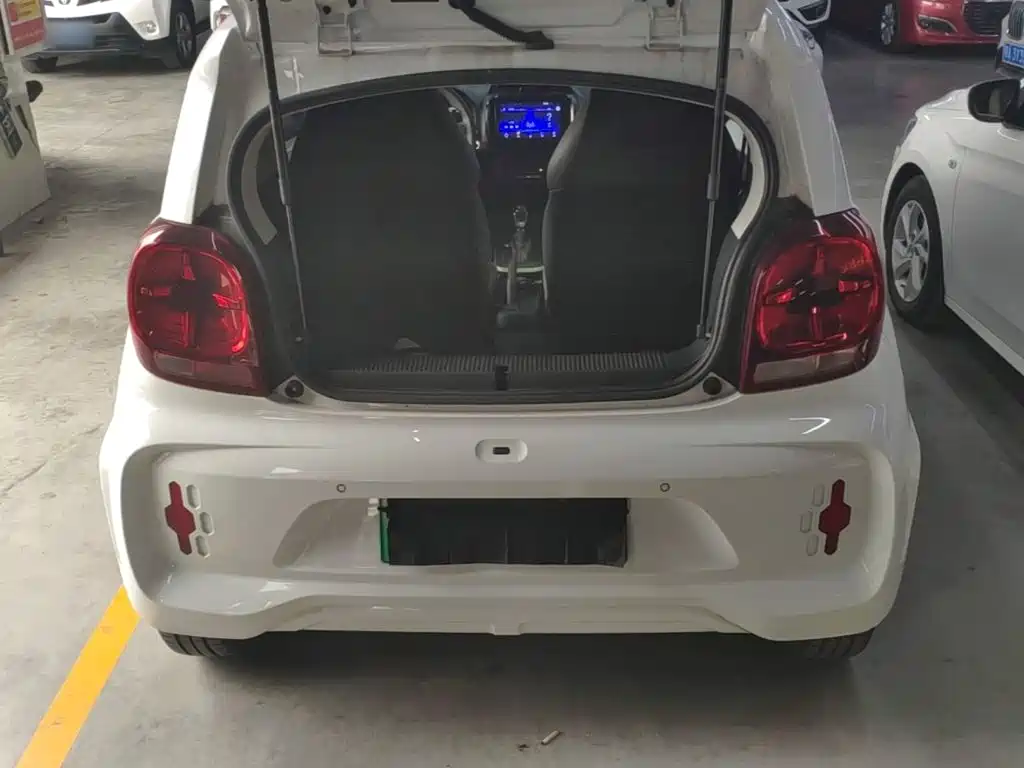 Roewe Clever — миниатюра 19
