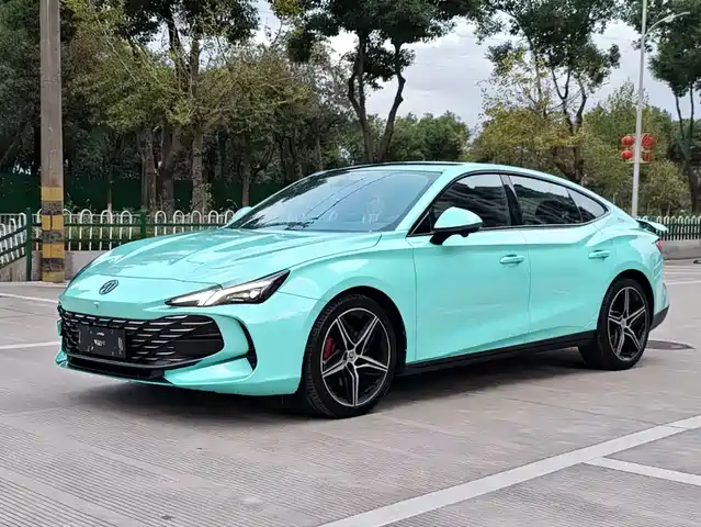 2025 MG MG7