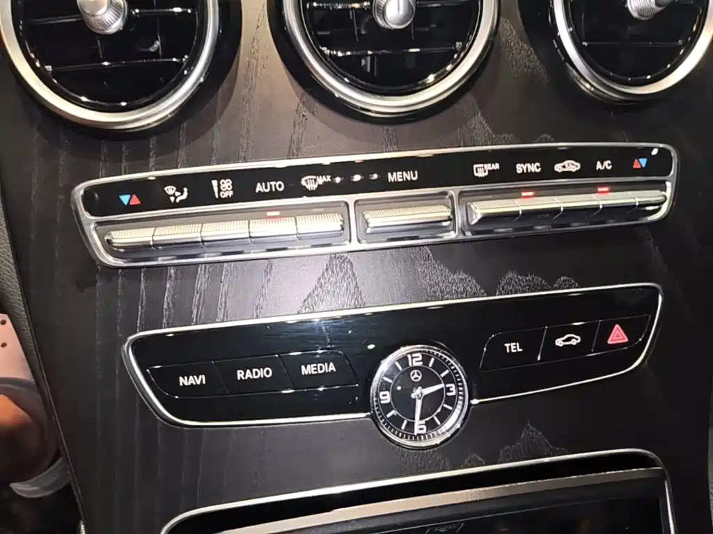Mercedes-Benz C-Class — миниатюра 13