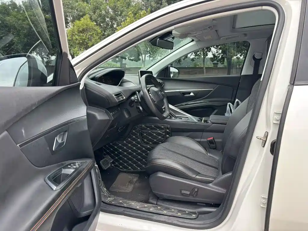 Peugeot 5008 — миниатюра 15