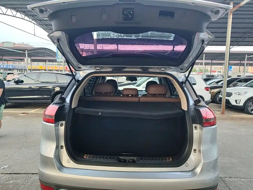 Geely Boyue — миниатюра 19