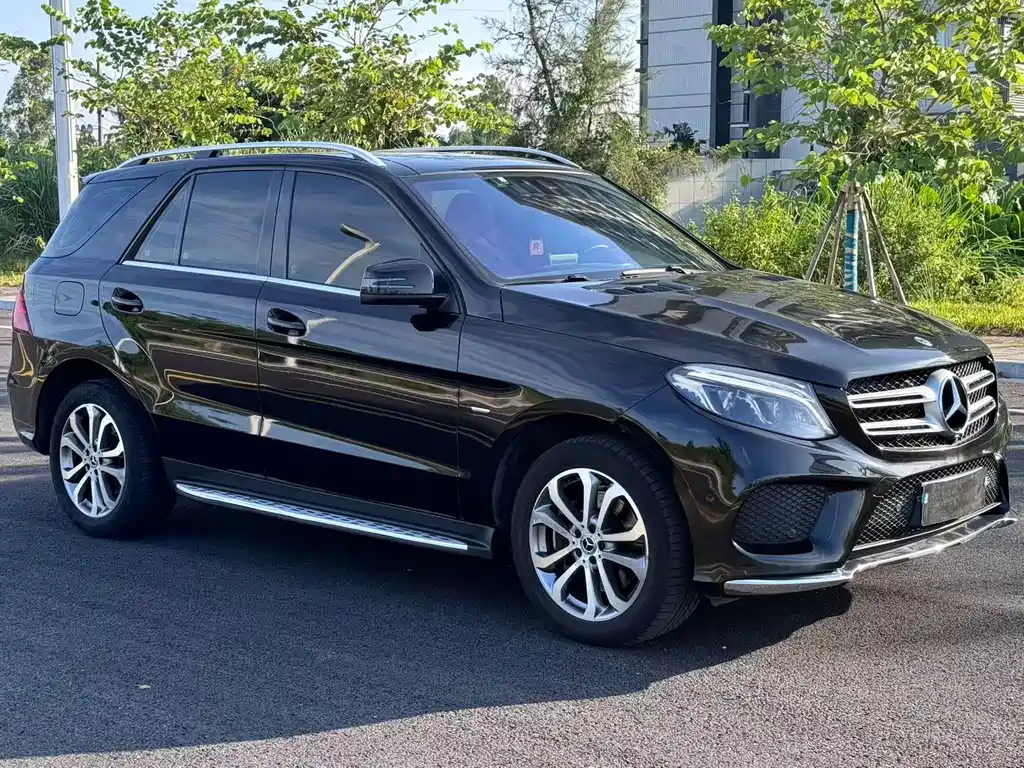 Mercedes-Benz GLE (Import) — миниатюра 3