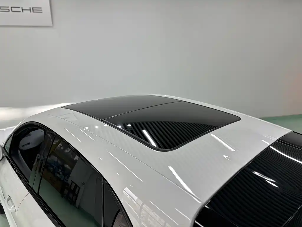 Porsche Macan — миниатюра 5