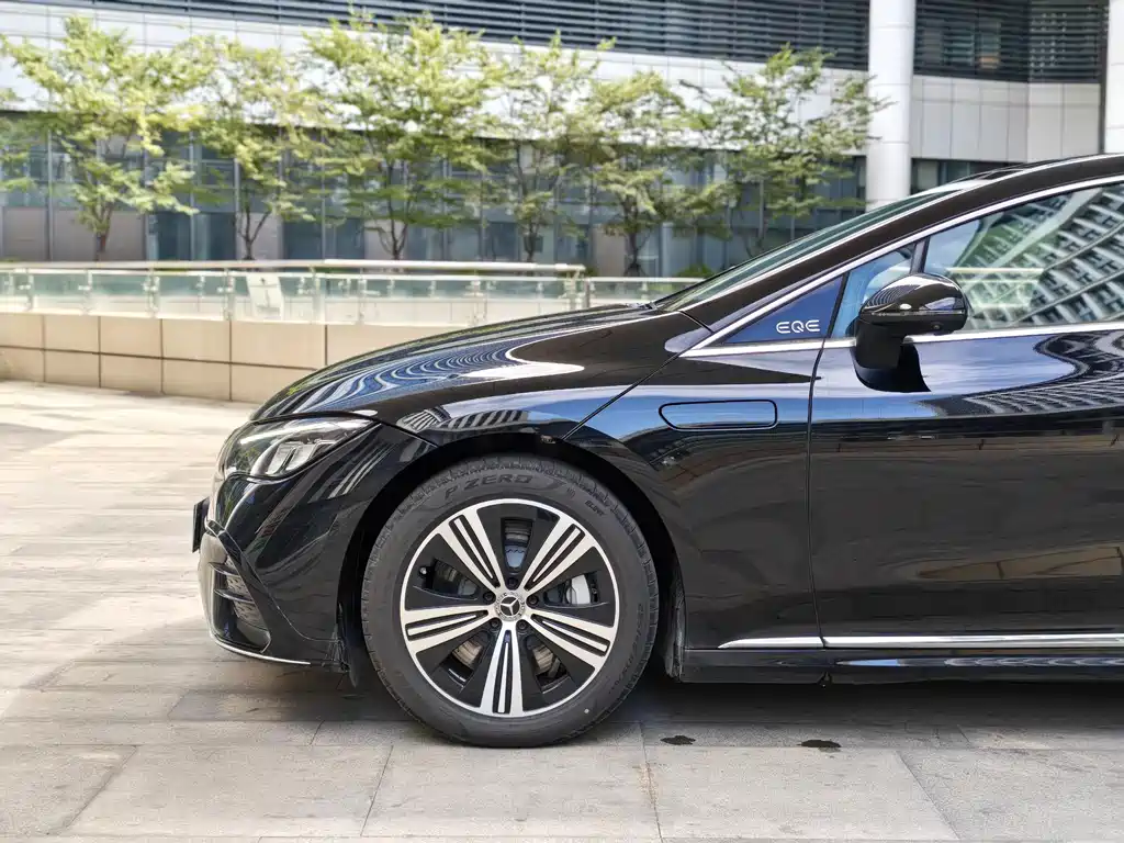 Mercedes-Benz EQE — миниатюра 4