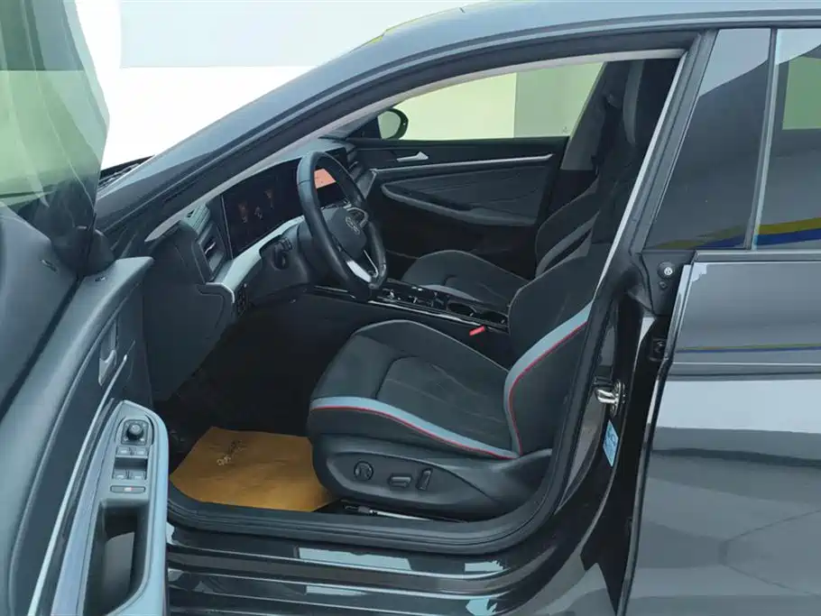 Volkswagen Lamando 2022 L 280TSI DSG