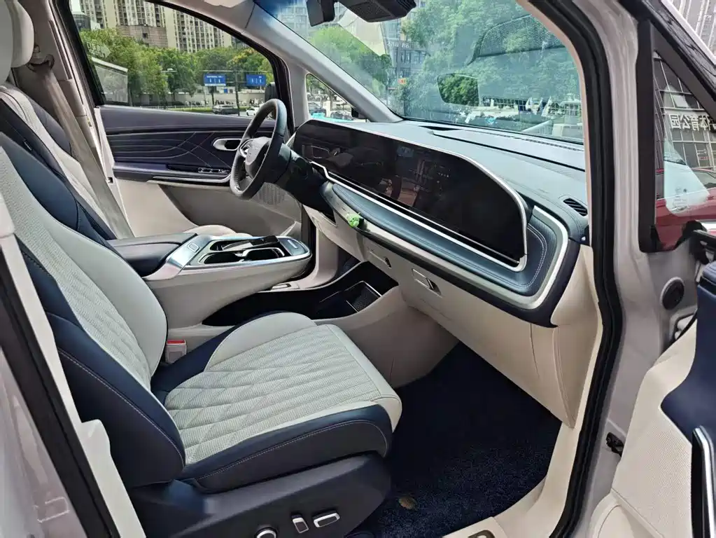 MAXUS Dajia 9 — миниатюра 8