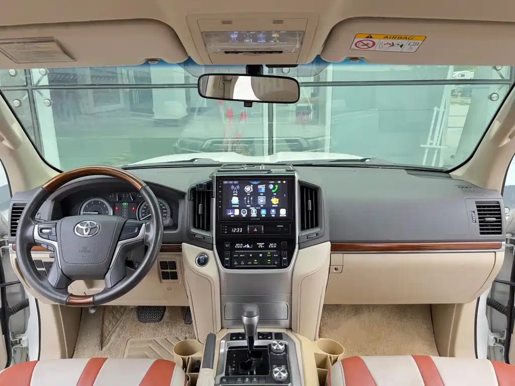 Toyota Land Cruiser — миниатюра 12