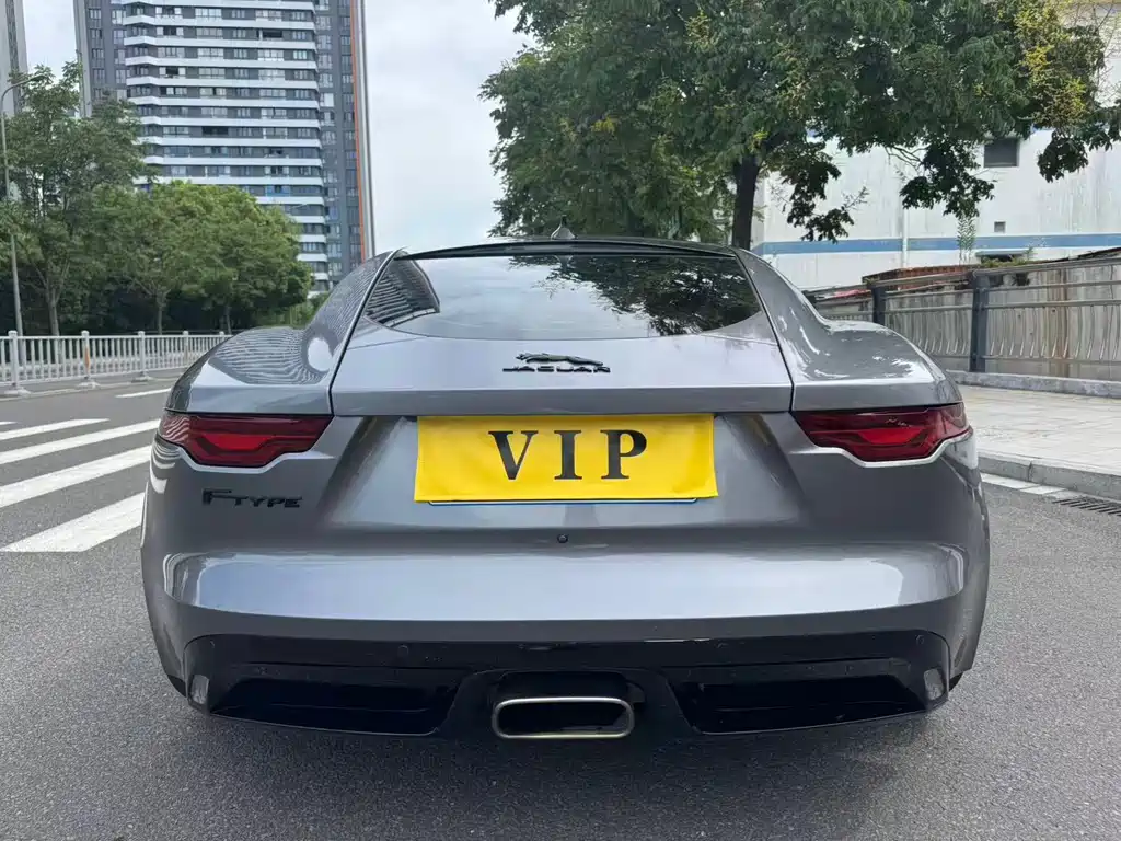 Jaguar F-TYPE — миниатюра 4