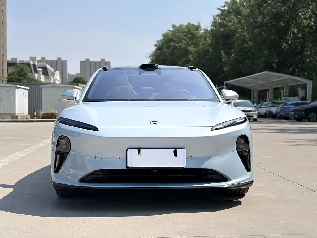 NIO ET5T — миниатюра 2