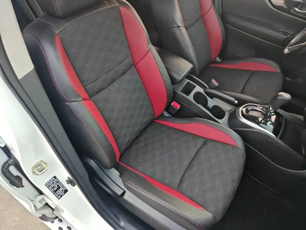 Nissan Qashqai — миниатюра 25