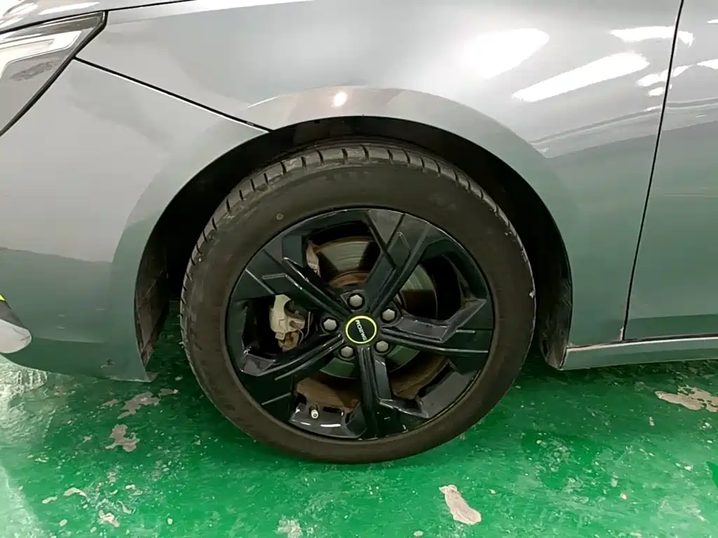 Roewe i6 MAX — миниатюра 23