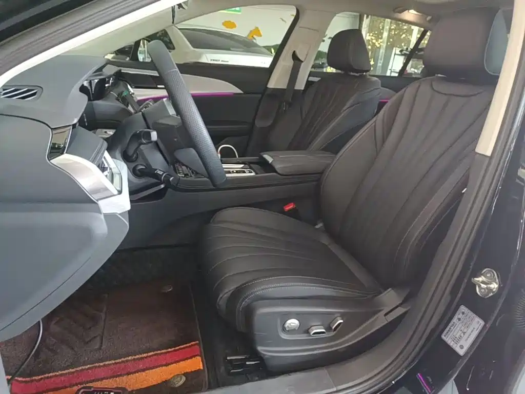 Hongqi Hongqi H5 PHEV — миниатюра 15