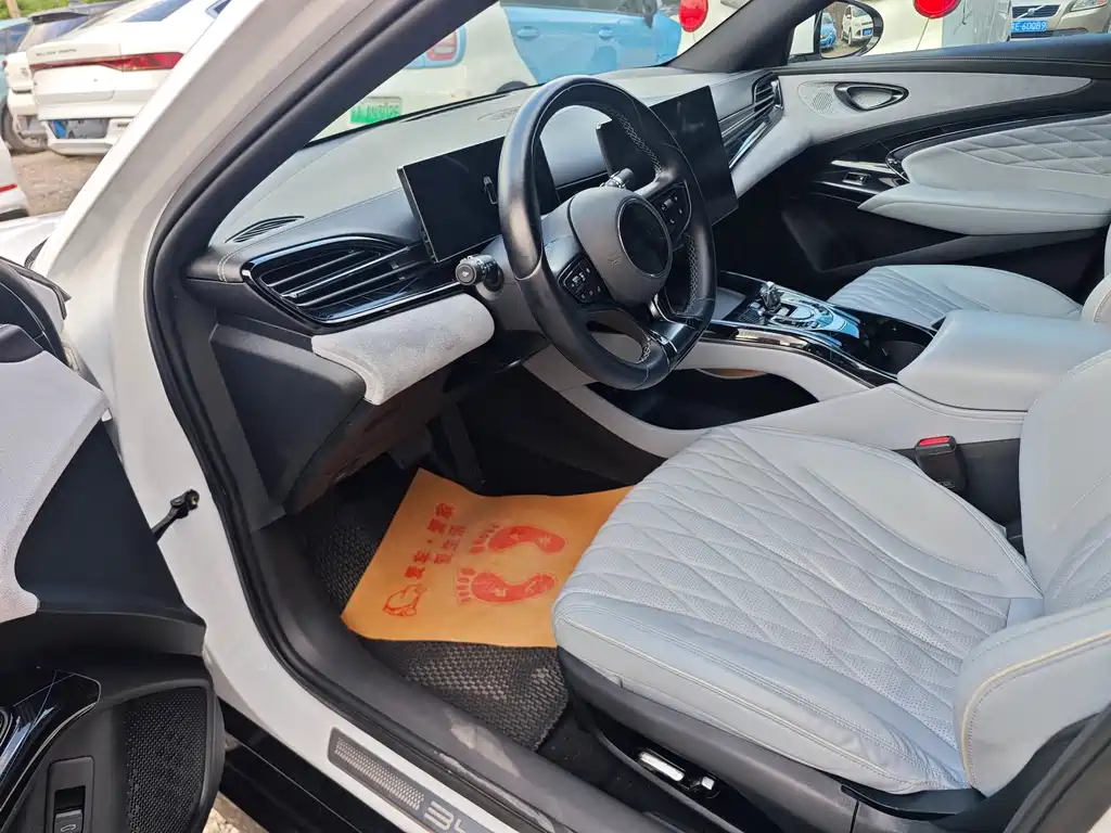 BYD Seal — миниатюра 7