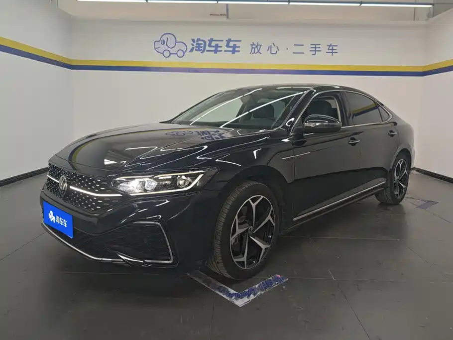 帕萨特 2024款 380TSI 星空豪华版 2024
