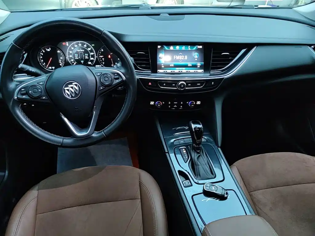 Buick Regal — миниатюра 13