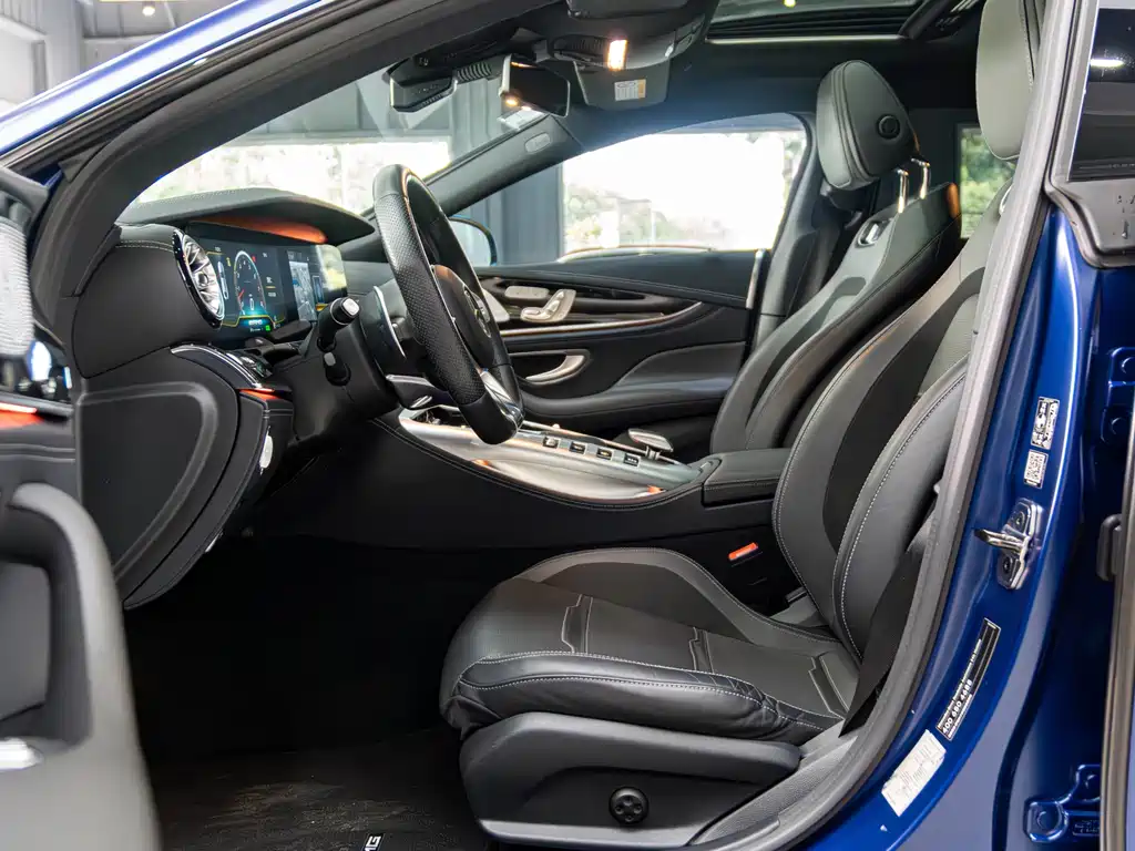 MERCEDES-BENZ AMG GT