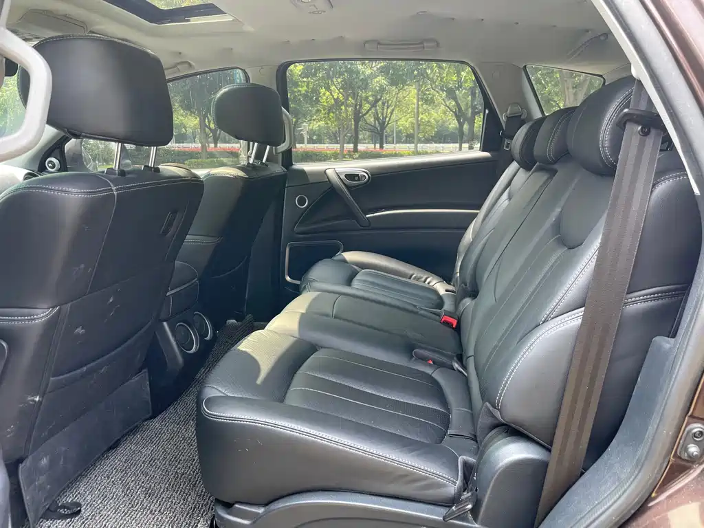 Luxgen Big 7 SUV — миниатюра 5