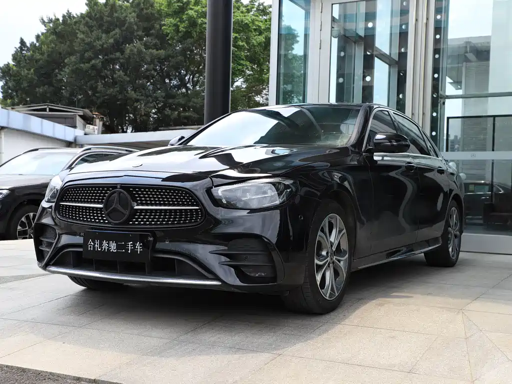 Mercedes-Benz E-Class 2021