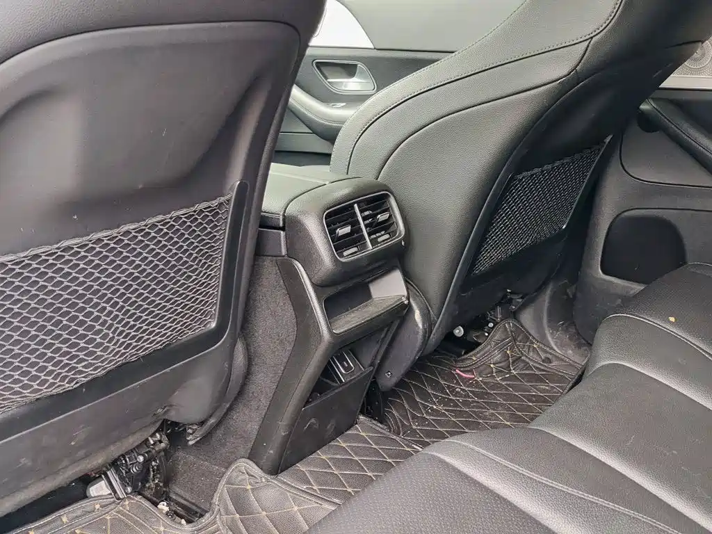 Mercedes-Benz GLE Coupe — миниатюра 9