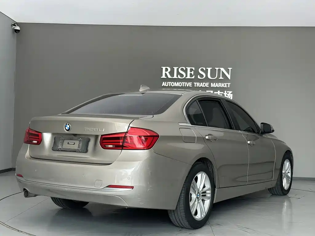 BMW 3 Series — миниатюра 5
