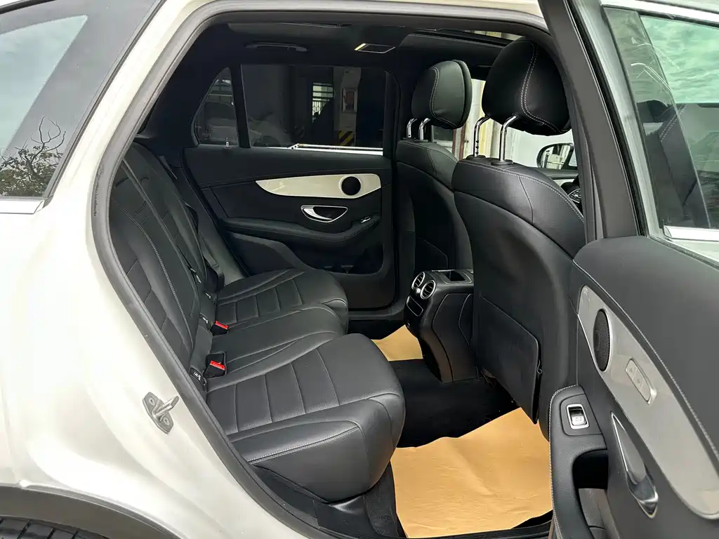 Mercedes-Benz GLC — миниатюра 9