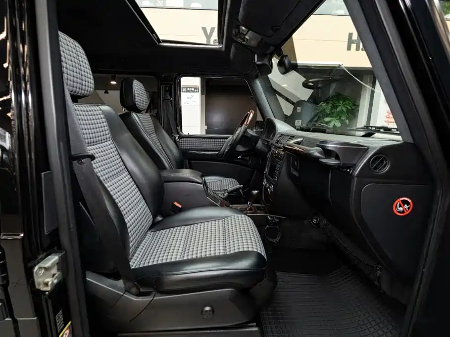 Mercedes-Benz G-Class — миниатюра 8