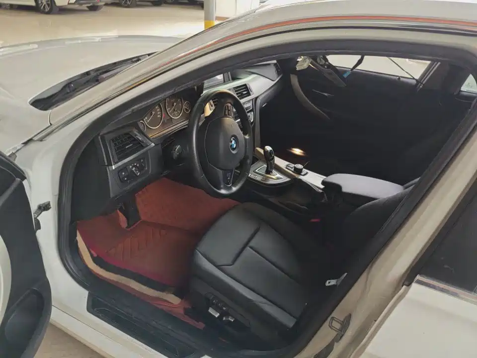 BMW 3 Series — миниатюра 5