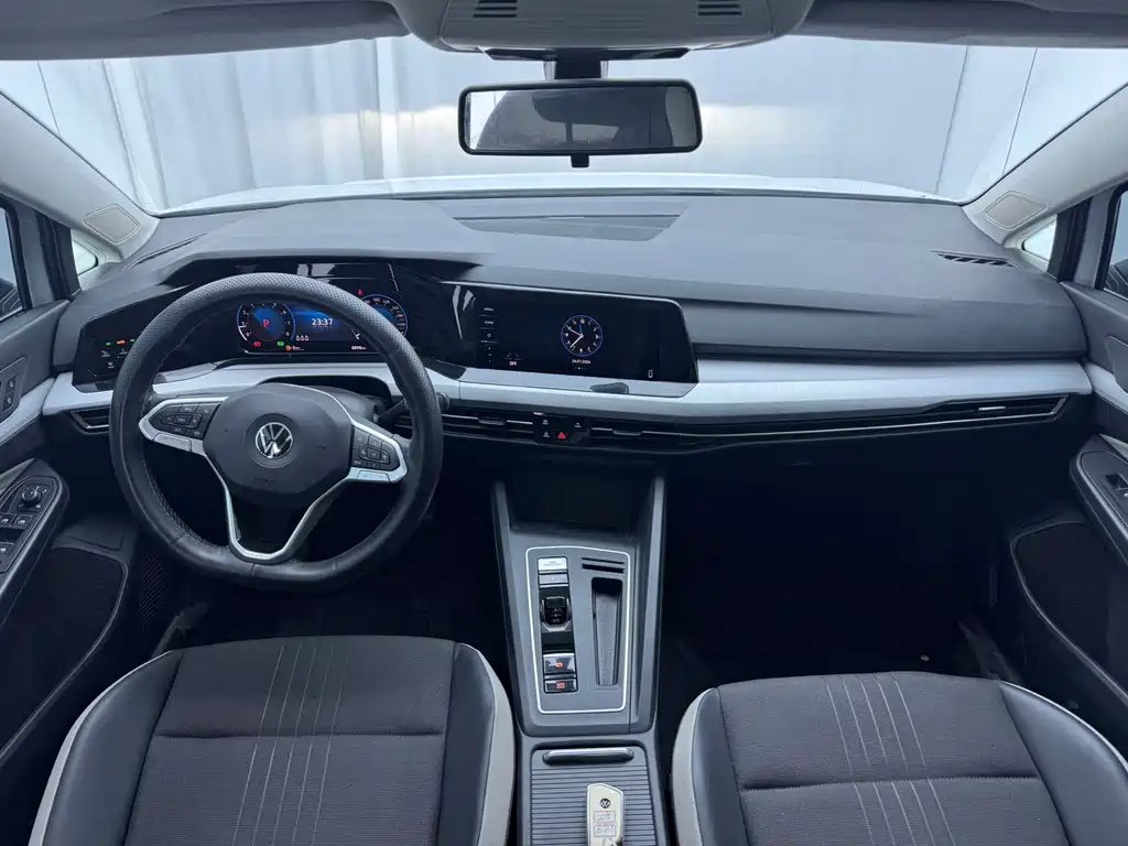 Volkswagen Golf — миниатюра 13