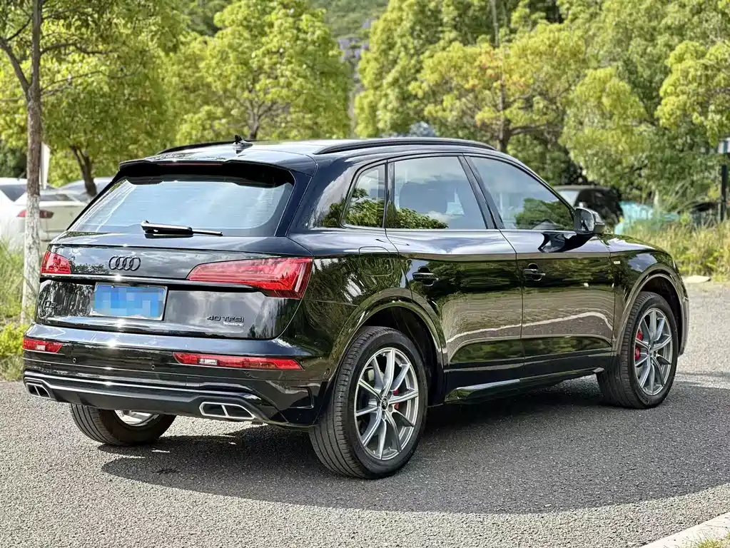Audi Q5L 2022 40T Luxury