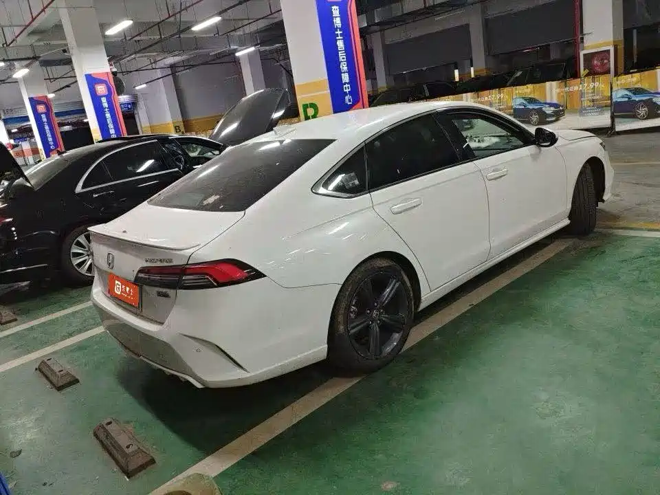Honda Inspire — миниатюра 4