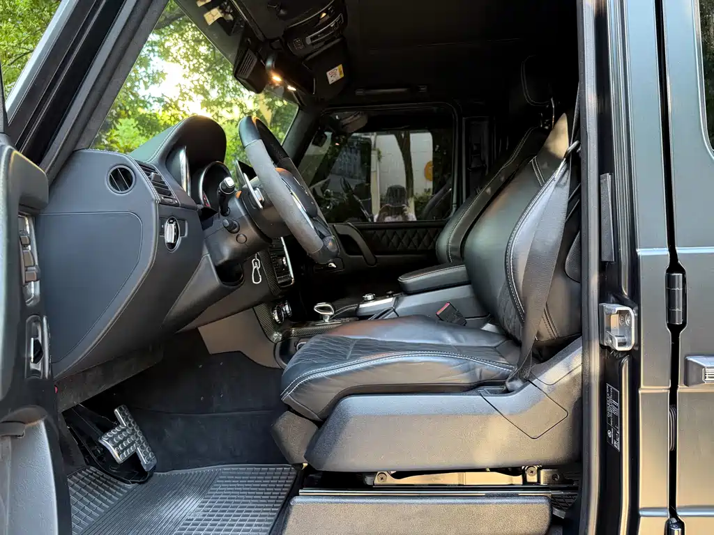 Mercedes-Benz G-Class — миниатюра 8