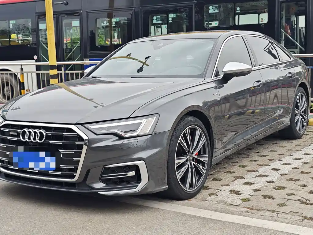 Audi A6L 2020
