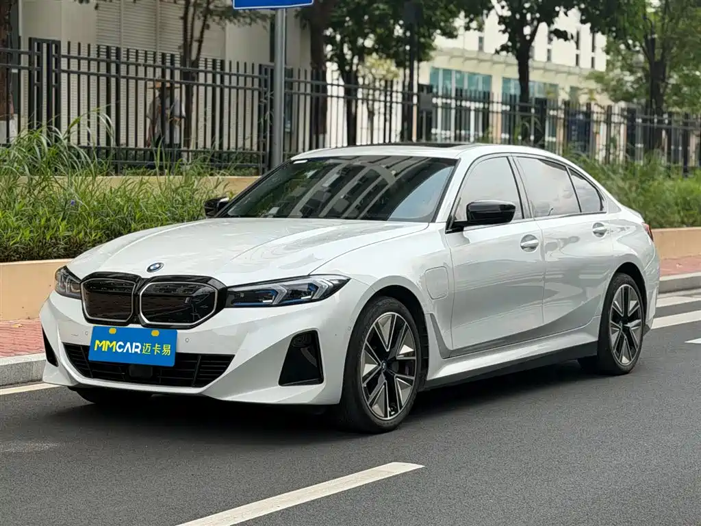 BMW i3 2023