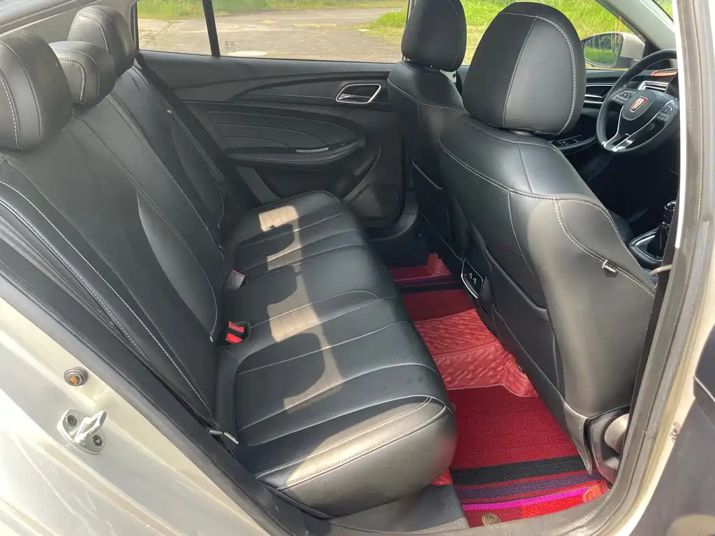 Roewe i5 — миниатюра 16