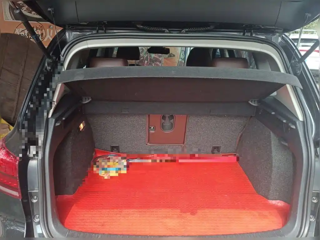 Volkswagen Tiguan — миниатюра 15