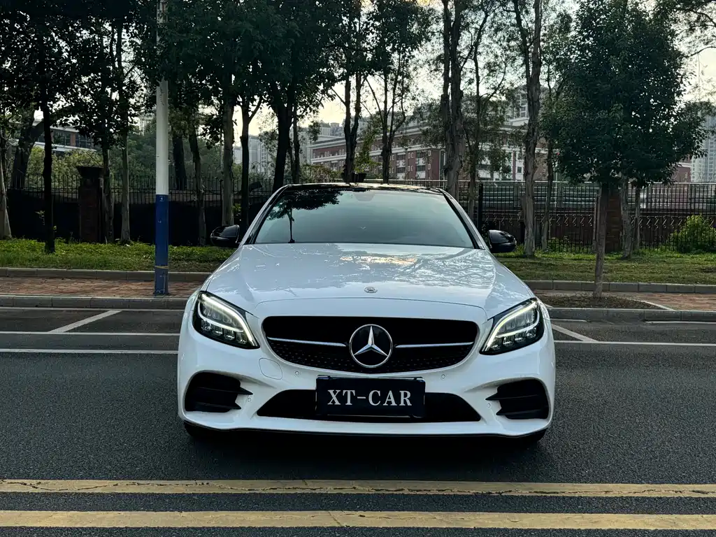 Mercedes-Benz C-Class — миниатюра 2