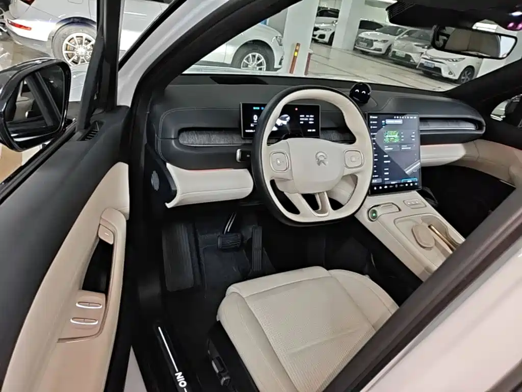 NIO ES6 — миниатюра 16
