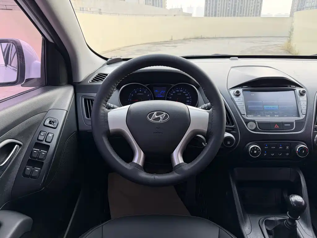 Hyundai ix35 — миниатюра 9