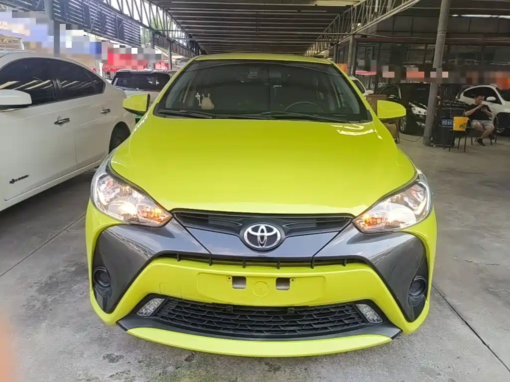 Toyota Yaris L — миниатюра 3