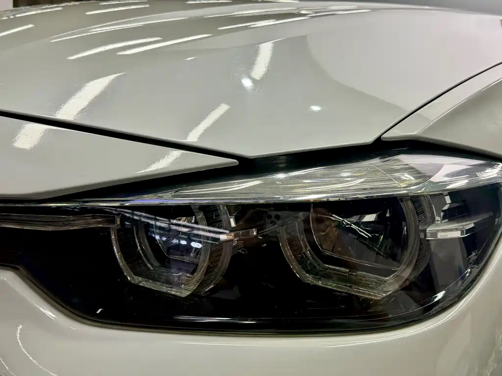BMW 3 Series — миниатюра 4