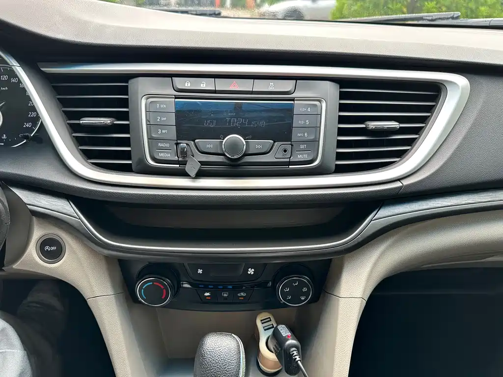 Buick Excelle — миниатюра 12