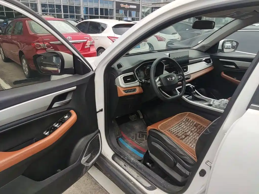 Geely Vision X6 — миниатюра 16