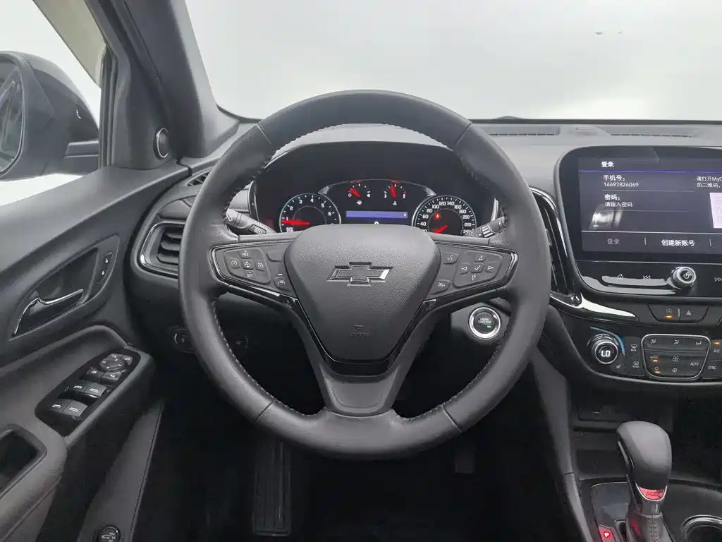 Chevrolet Equinox — миниатюра 11